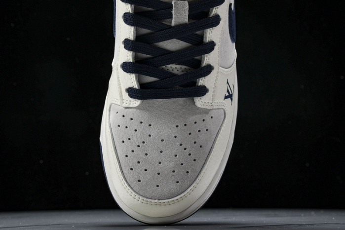 Nike Dunk SB Low Retro LV  FC1688-134