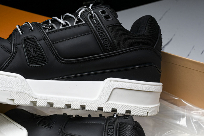 LV SNEAKER LOW FOR-LV137