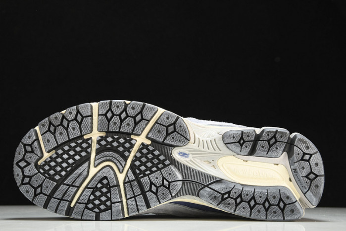 New Balance ‘Refined Future’ M2002RDI