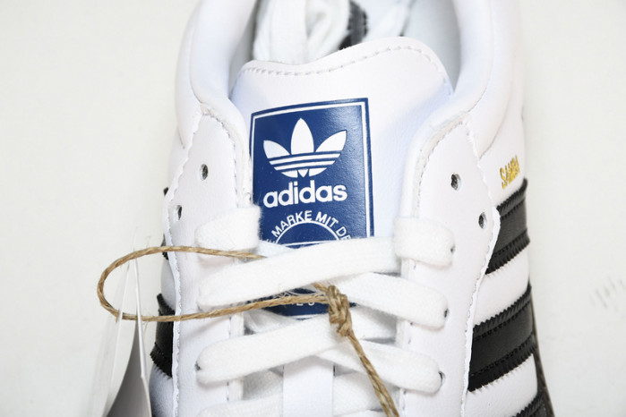 Ad1d*s samba og b75806