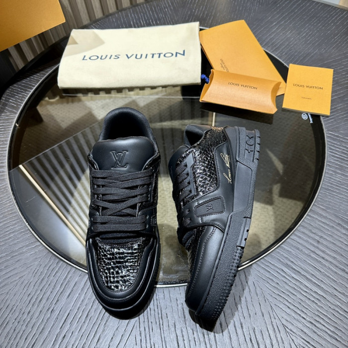 LV SNEAKER LOW FOR-LV203