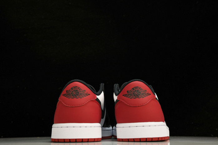 Air Jordan 1 Low OG“Black Toe”  CZ0790-106
