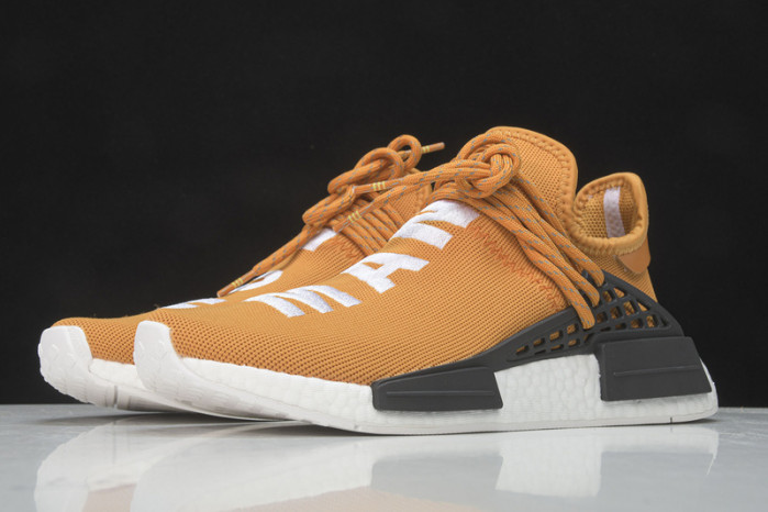 Ad1d*s nmd r1 pharrell hu hue man tangerine  bb3070