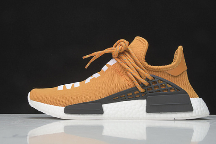 Ad1d*s nmd r1 pharrell hu hue man tangerine  bb3070