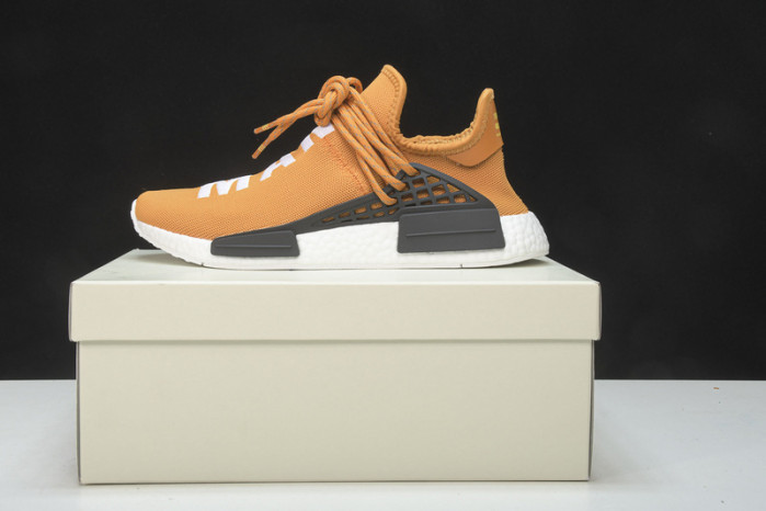 Ad1d*s nmd r1 pharrell hu hue man tangerine  bb3070