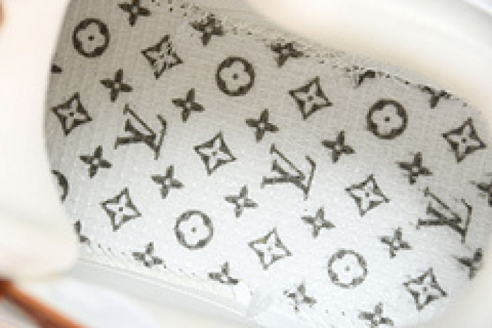 LV SNEAKER LOW FOR-LV11