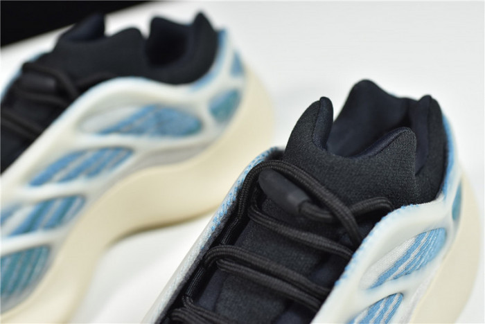 ad1d*s Y**zy 700 v3 gy0260