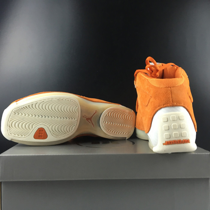 Jordan 18 Retro Campfire Orange  AA2494-801