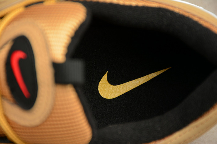 NIKE AIR MAX 97 OG QS METALLIC GOLD 884421-700