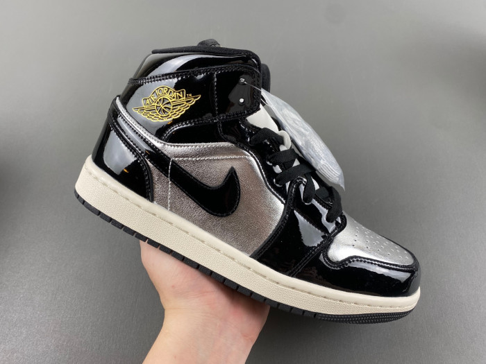Air Jordan 1 Mid SE FZ39380-001