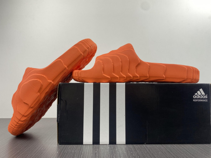 Ad1d*s new colleettion  660202