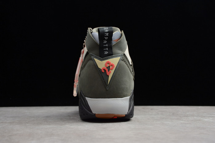 PATTA X AIR JORDAN 7 “ICICLE” AT3375-100
