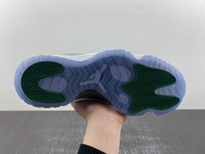 Air Jordan 11 CT8012-113
