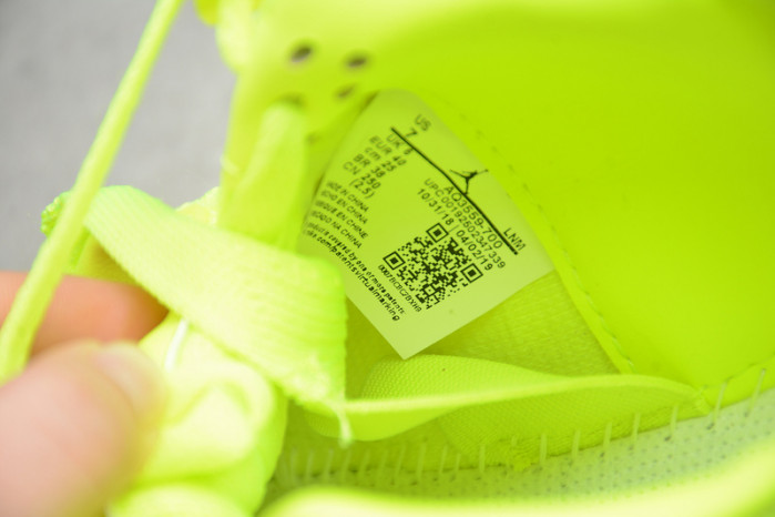 Jordan 4 Retro Flyknit Volt AQ3559-700