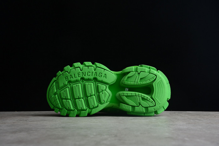 BLCG  Track TRAINER  Yeeshoes  22040703