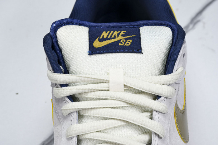 DUNK  LOW PRO SB  304292 272