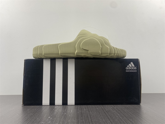 Ad1d*s new colleettion 660210