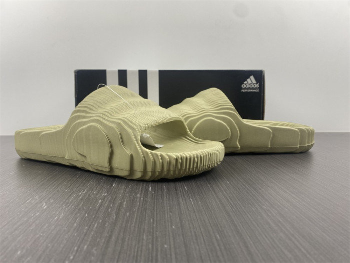 Ad1d*s new colleettion 660210