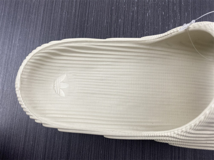 Ad1d*s new colleettion 660211