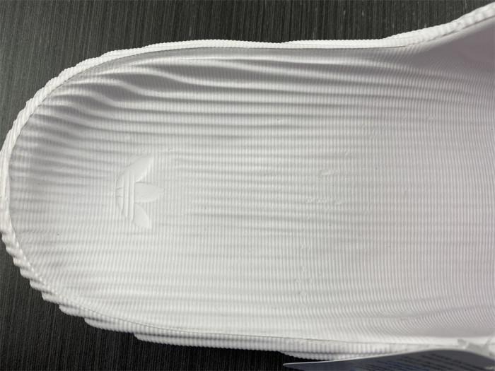 Ad1d*s new colleettion 660201