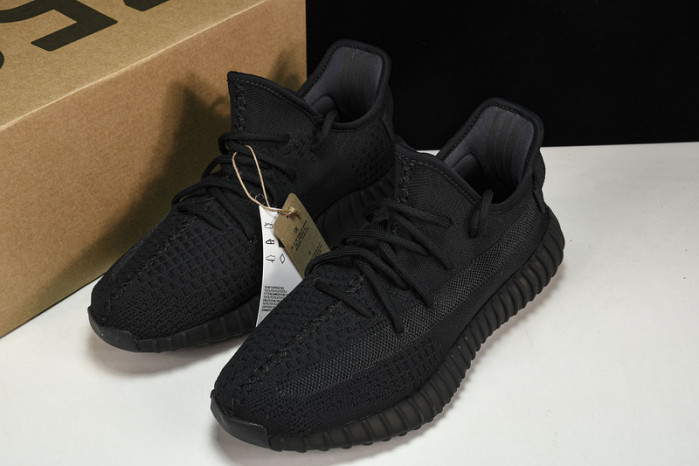 Y**zy boost 350 v2 cinder “onyx” hq4540