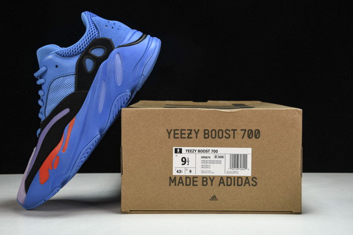 Y**zy boost 700 "hi-res blue" hp6674