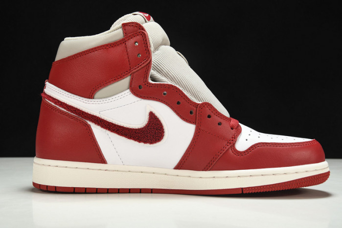 Air Jordan 1 Retro High OG "Gym red" DJ4891-061