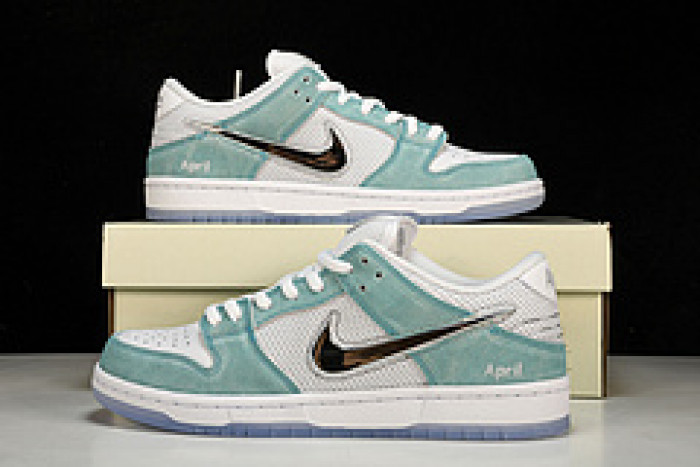 APRIL SKKATEBOARDS x nike SB Dunk Low  Turbo Green   FD2562-400