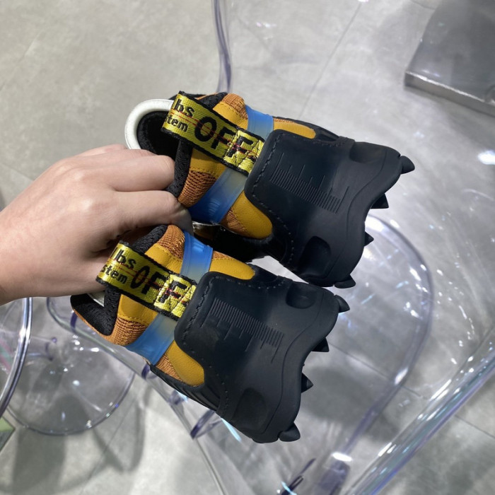 OF C/O ODSY-1000 SNEAKER YEESHOES