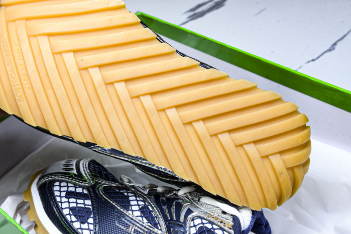 b0tt*ga Ven*ta  sneaker