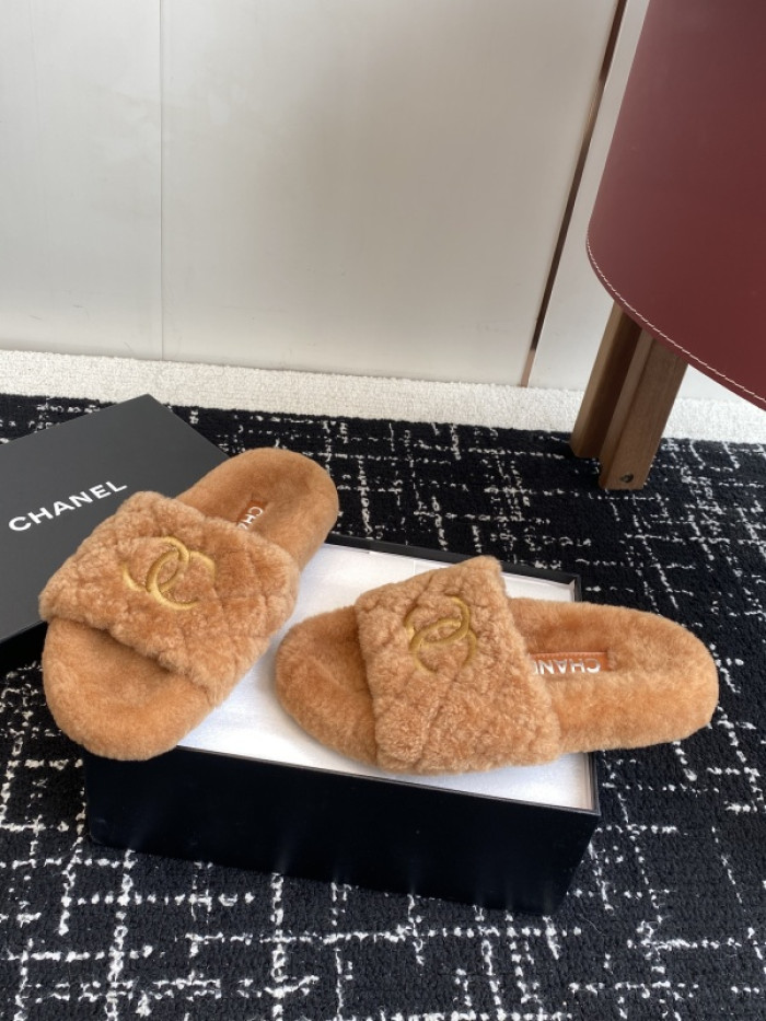 CH*NEL SLIPPERS