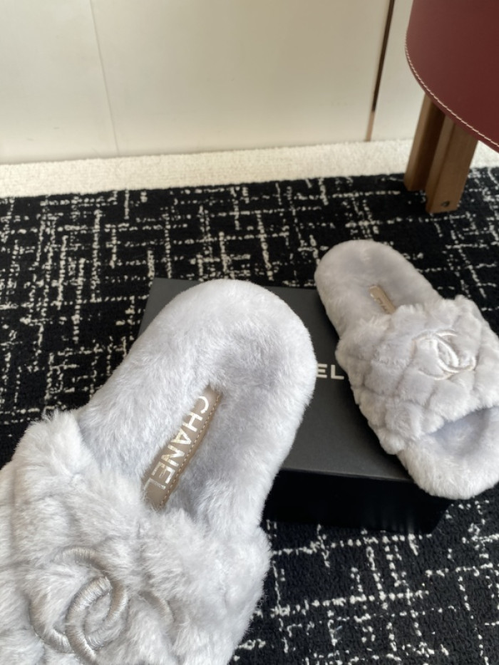 CH*NEL SLIPPERS