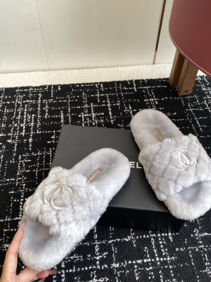 CH*NEL SLIPPERS