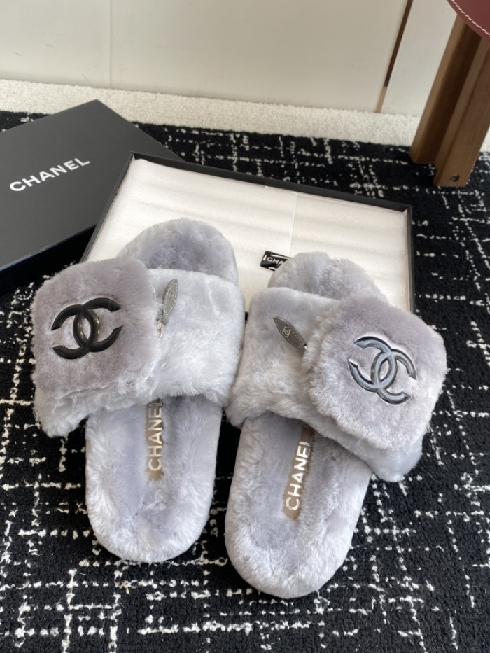 CH*NEL SLIPPERS