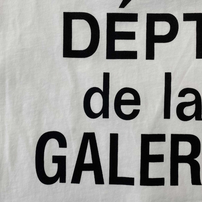 CLOTHES G@LLERY DEPT  T-shirt  81802