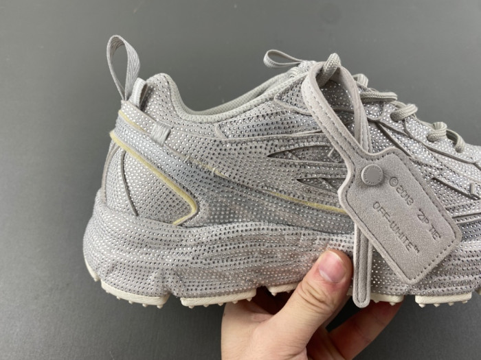 OF C/O  SNEAKER  FOR-081901