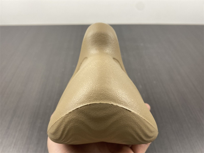 Y**zy foam runner  gy6774