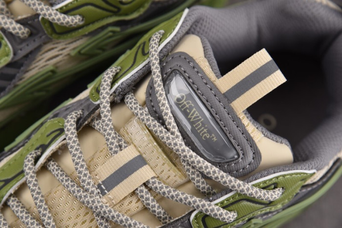 OF C/O  SNEAKER  FOR-082101