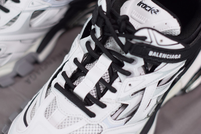 BLCG Track.2 black and white 570391 W2GN3 1090