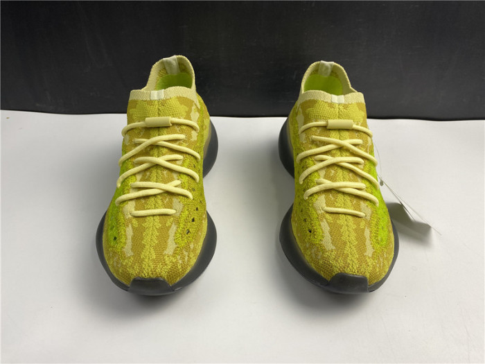 ad1d*s Y**zy boost 380 hylte glow fz4990