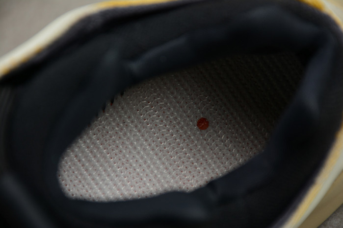 ad1d*s Y**zy 700 v3 “srphym"g54853