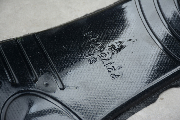 BLCG Track.2 Beige Luorescent Yellow (W) 568615W2GN55819