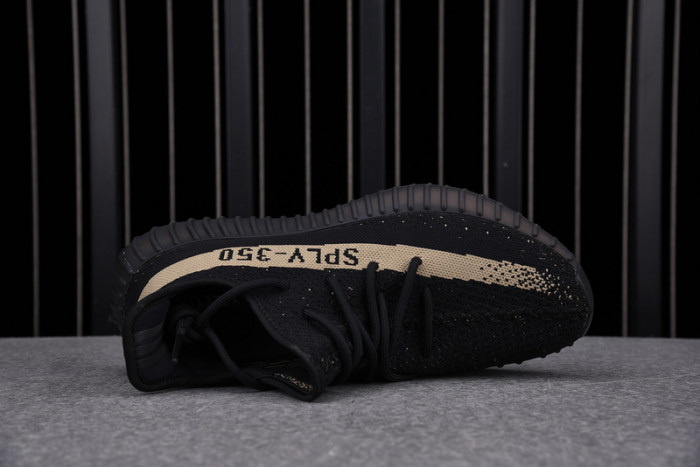 ad1d*s Y**zy boost 350 v2 core black green by9611