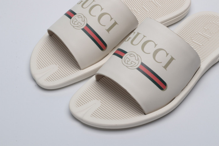 Gv*c slippers