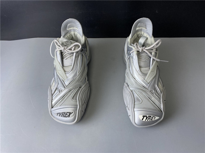 BLCG 5.0 TYREX 20SS RUNWAY SLIVER GREY 617517 W2WA1 8100