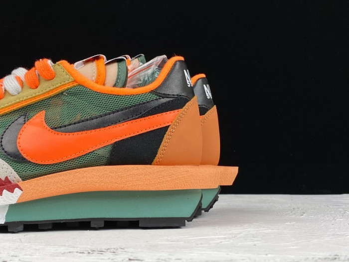 Sacai x Nike LdWaffle Big Shark BV0073-081